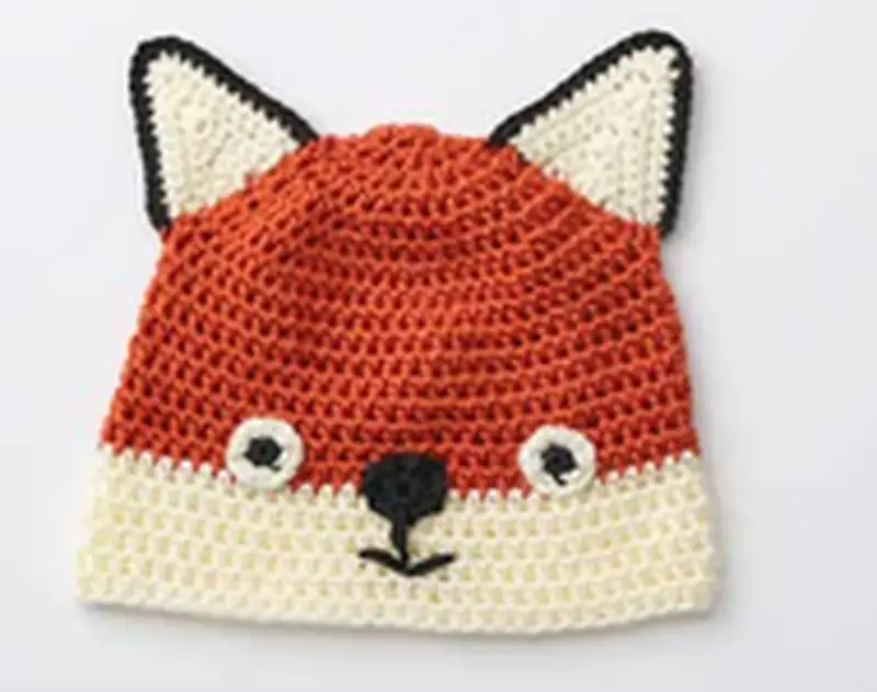 Free crochet pattern: Fox Hat Crochet Pattern - Beginner Friendly level tutorial