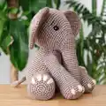 Bubba the Elephant Amigurumi Pattern step 3 - details and accessories