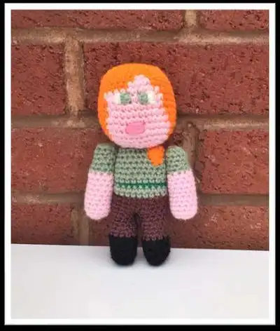 Minecraft Characters Amigurumi Pattern step 2 - assembly progress