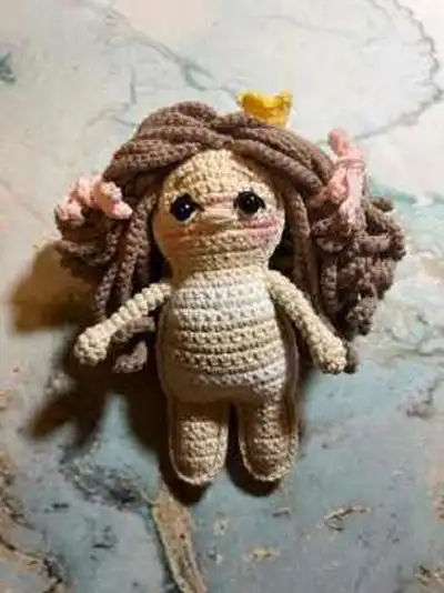 Castle for a Princess Amigurumi Pattern step 4 - final assembly and finishing