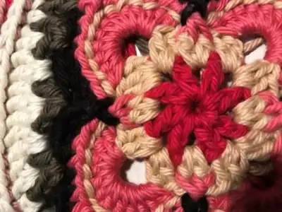 Lauren Rose Square Pattern step 4 - final assembly and finishing