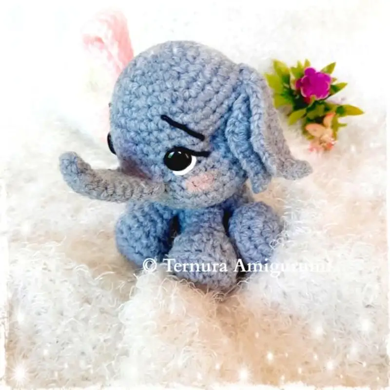 Free crochet pattern: Elephant Amigurumi Pattern - Intermediate level tutorial