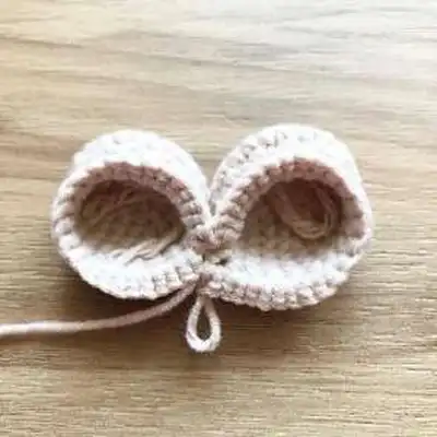 Little Floweret Amigurumi Pattern step 4 - final assembly and finishing