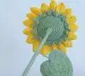 Crochet Sunflower Pattern step 4 - final assembly and finishing
