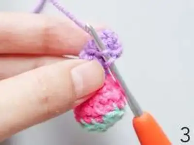Spinderella The Spider Amigurumi Pattern step 3 - details and accessories