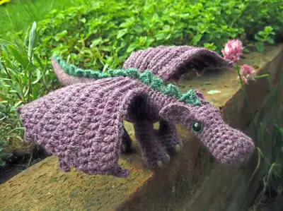 Fierce Little Dragon Amigurumi Pattern step 1 - construction progress