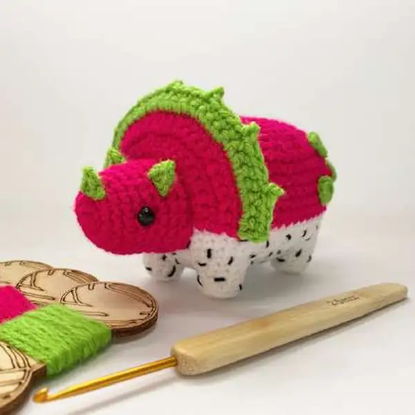 Dragonfruiteratops Amigurumi Pattern