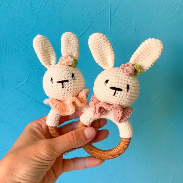 Bunny baby rattle with teether ring Amigurumi Pattern
