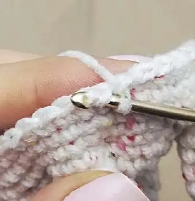 Baby Sunflower Amigurumi Pattern step 2 - assembly progress
