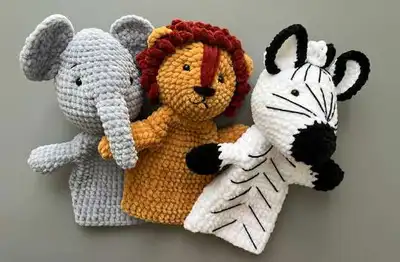 Zebra Hand Puppet Amigurumi Pattern step 4 - final assembly and finishing