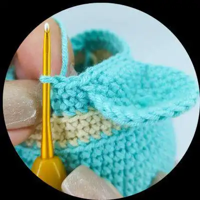 Yogi Girl Amigurumi Pattern step 4 - final assembly and finishing