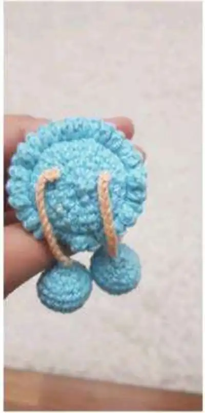 Flower Garden Lamp Amigurumi Pattern step 4 - final assembly and finishing