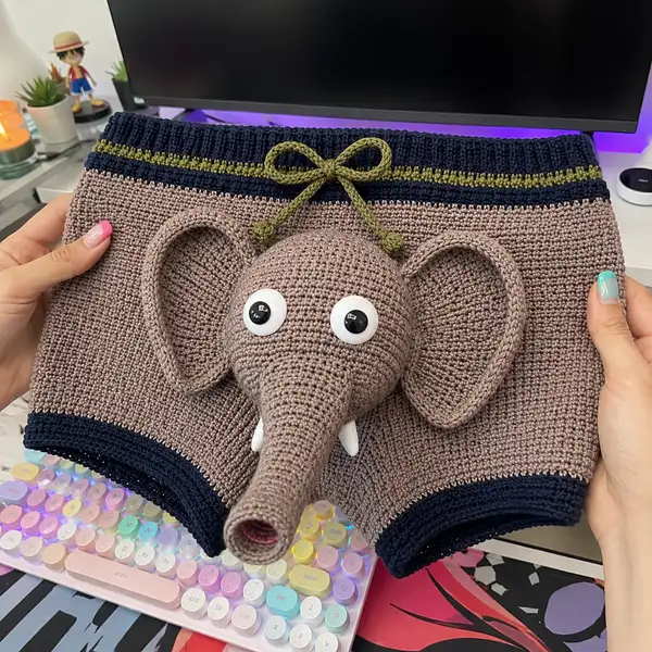 Funny Men Elephant Underwear Pattern