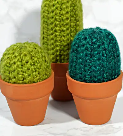 Cactus Amigurumi Pattern step 1 - construction progress