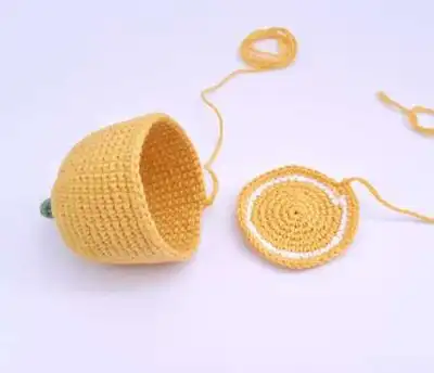 Half lemon and lemon slices Amigurumi Pattern step 4 - final assembly and finishing