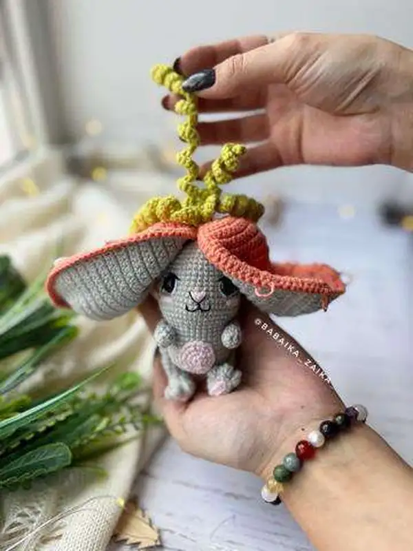 Bunny-Carrot Amigurumi Pattern