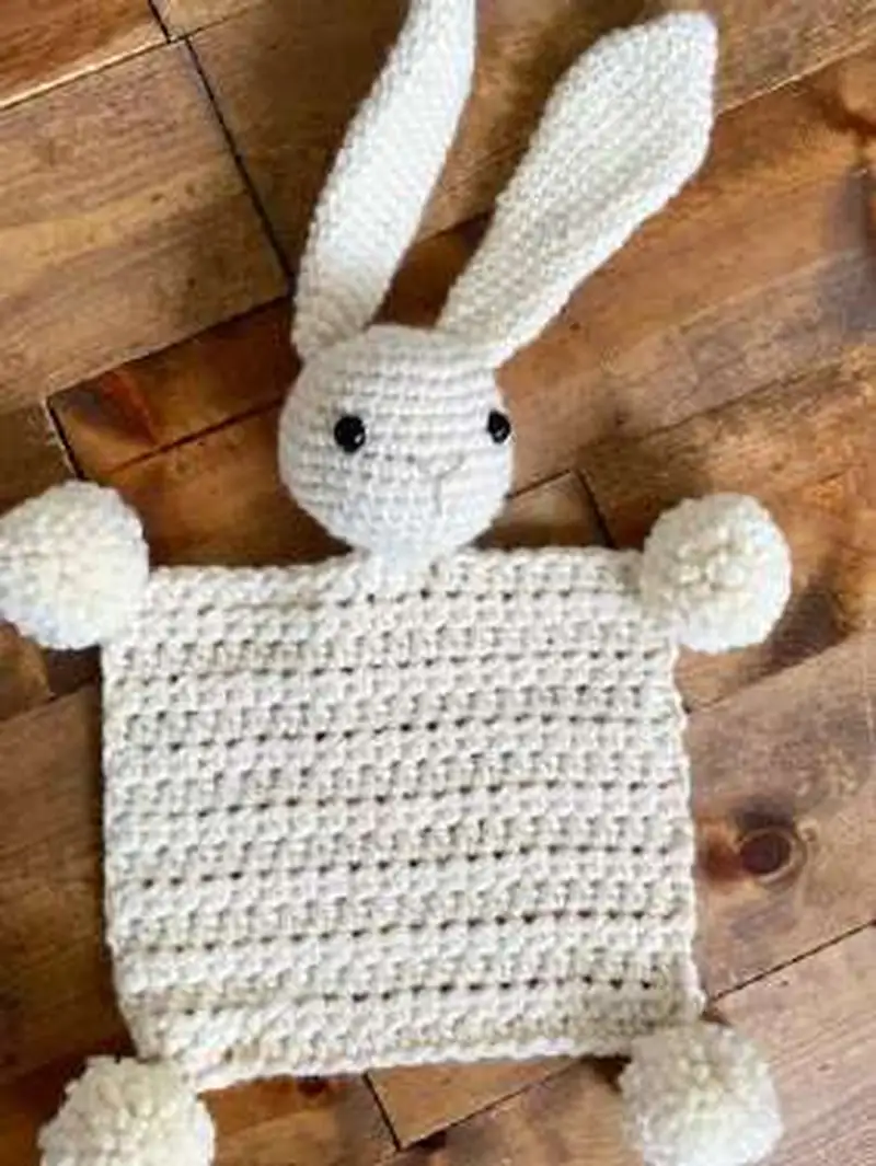 Free Intermediate crochet pattern: Boho Bunny Amigurumi Pattern - Easy to follow tutorial