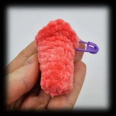 Swan Amigurumi Pattern step 2 - assembly progress